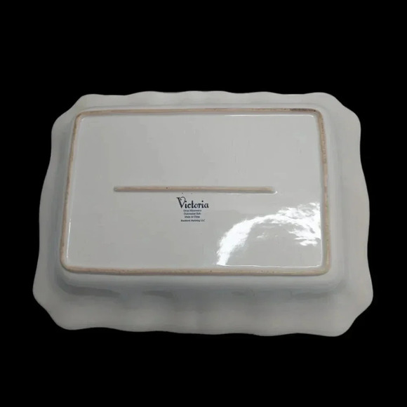 Vintage Victoria Pottery Bakeware Platter - Picture 2 of 5